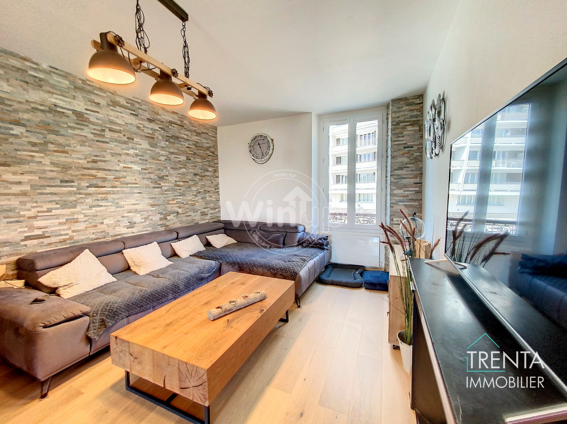 Appartement rénové cœur de ville