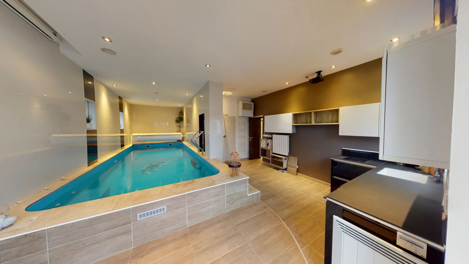 Duplex avec piscine à Fontaine