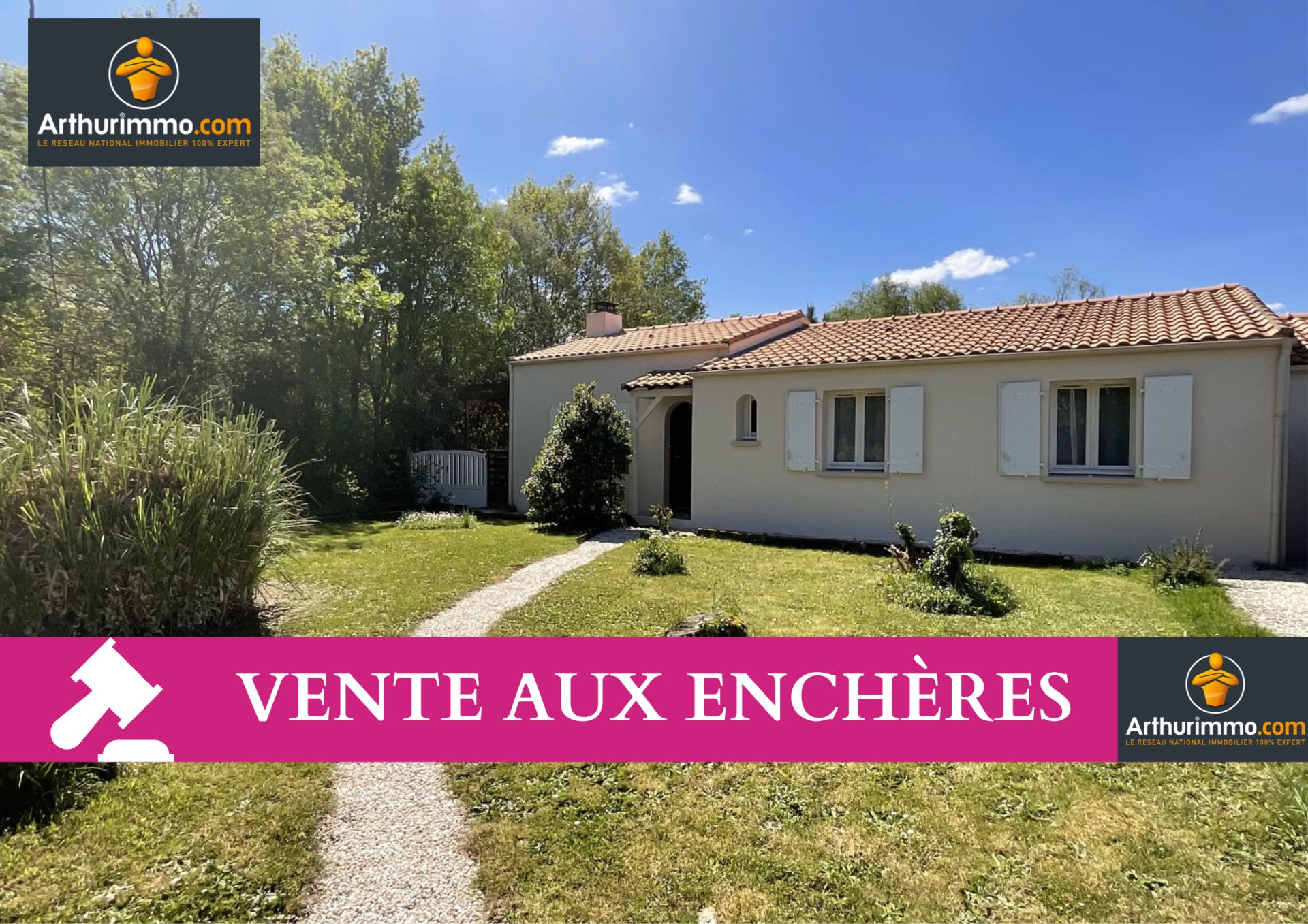« CHARMANTE MAISON SAINT-AIGNAN-GRANDLIEU »