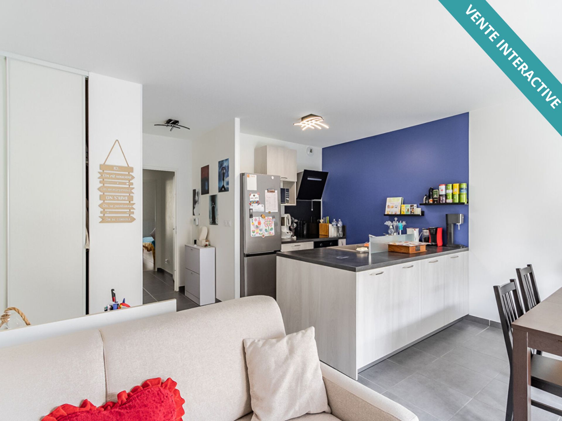APPARTEMENT 3 PIECES TRAVERSANT E/O SECTEUR LACOUTURE - RESIDENCE 2021 - 2 BALCONS