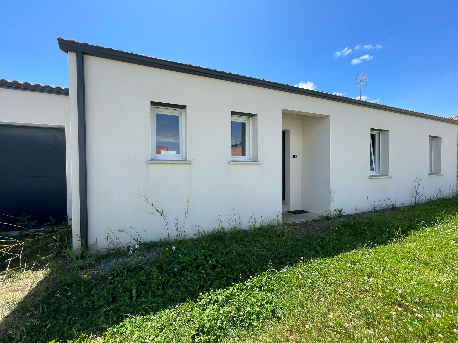 Maison récente- 3 chambres-Plain pied