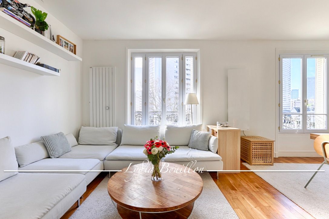 Courbevoie Appartement 3-4 pièces étage élevé