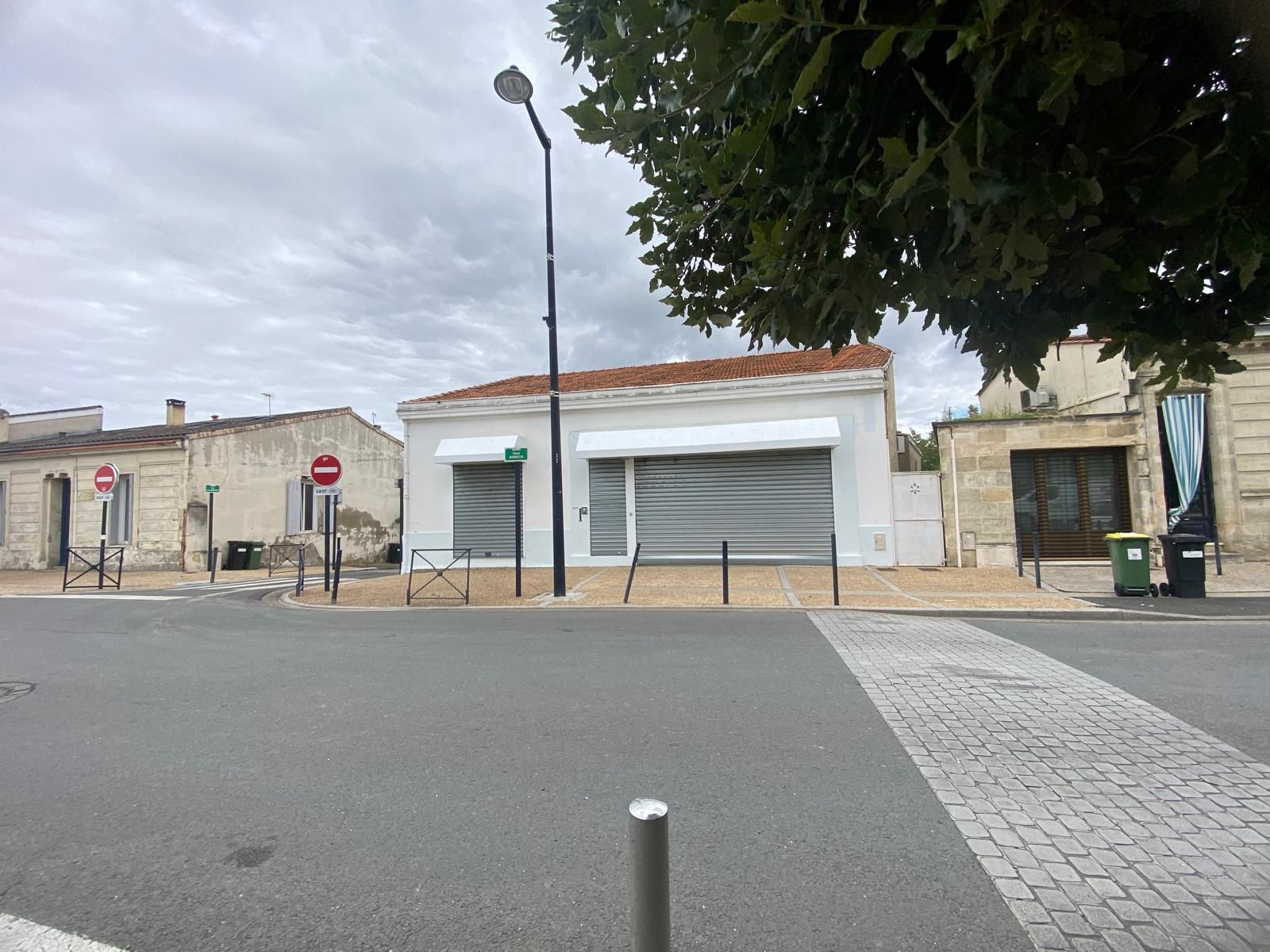 Local commercial 140 m2 CENON GARAGE