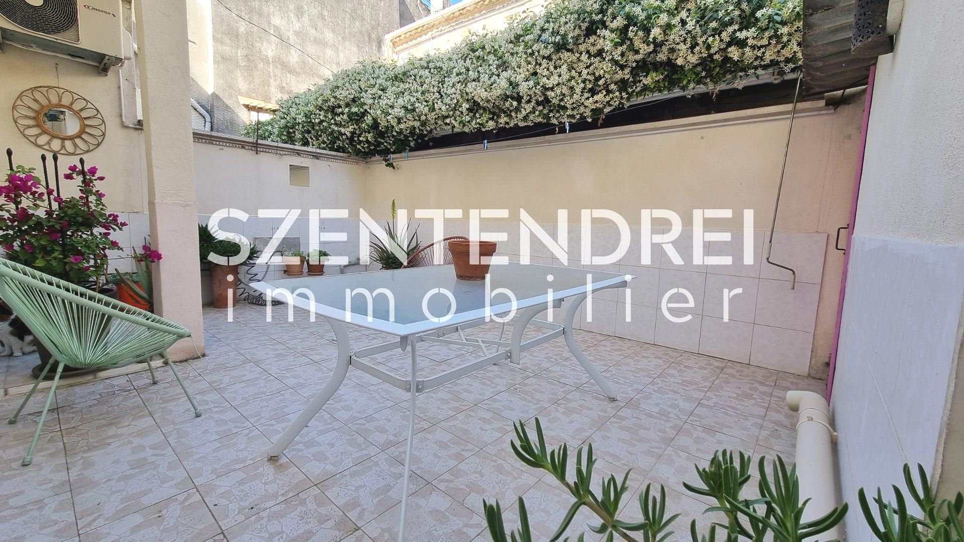 Appartement de charme - T3 - 64m² avec cour - LUNEL