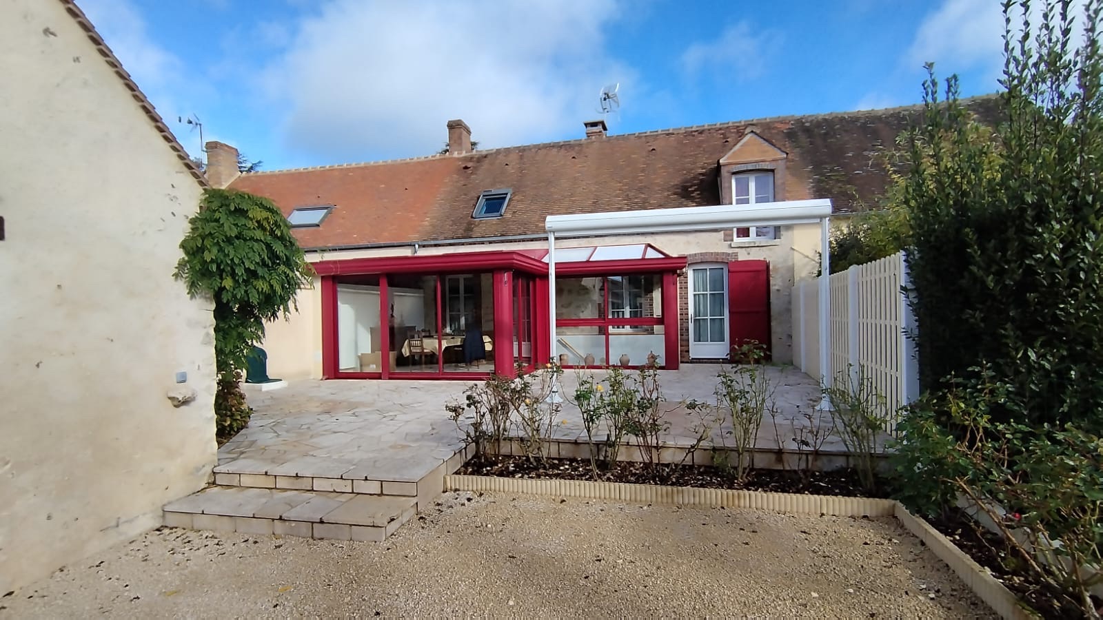 Maison de caractère avec cour, jardin et studio indépendant