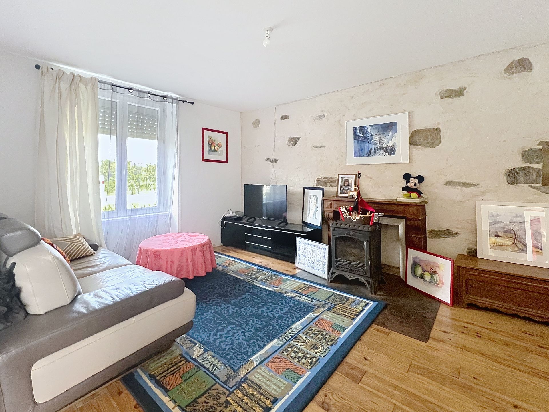 TELGRUC-SUR-MER – Maison de caractère rénovée avec dépendances