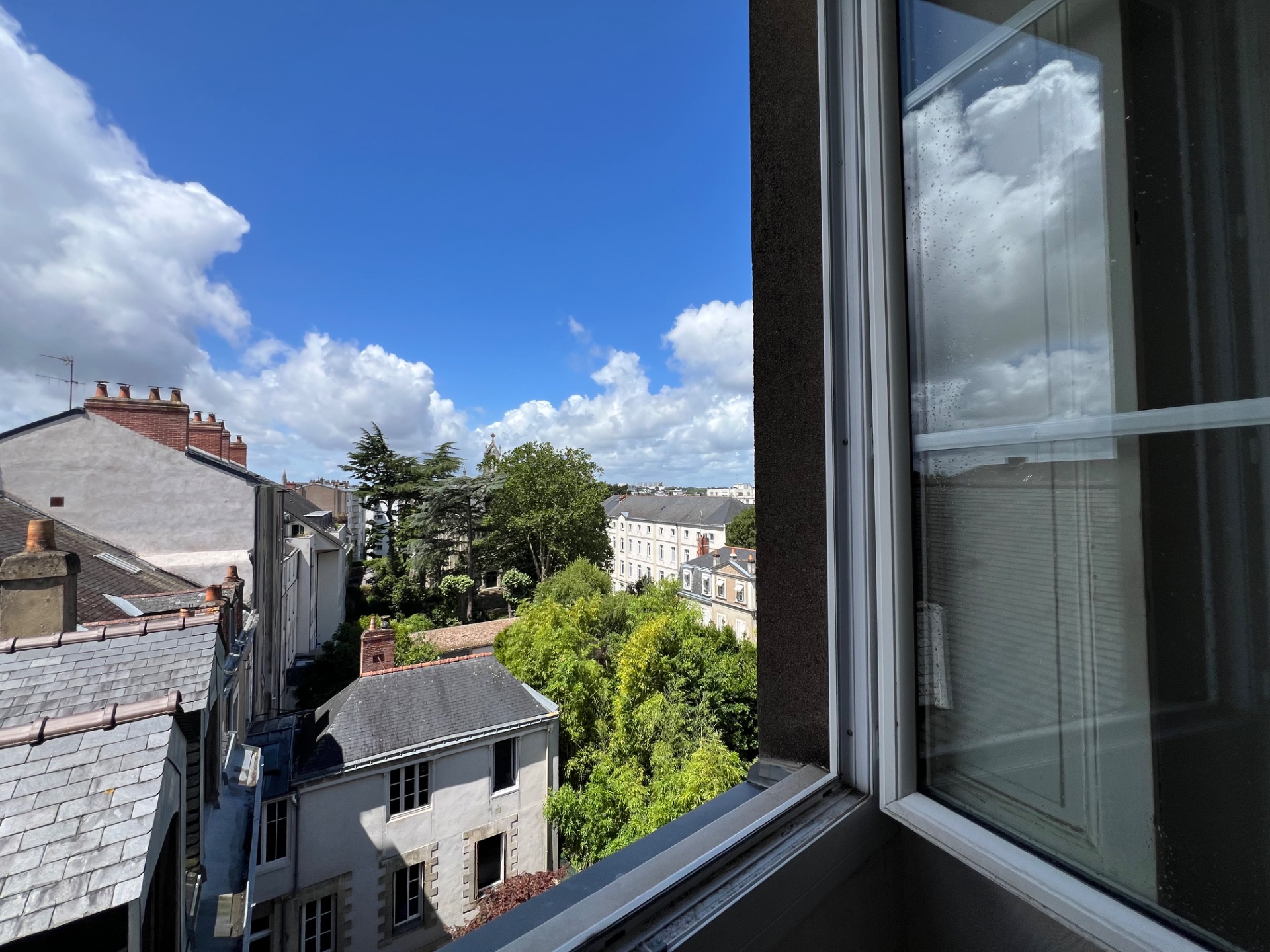 T1 BIS à rénover, rue de Gigant