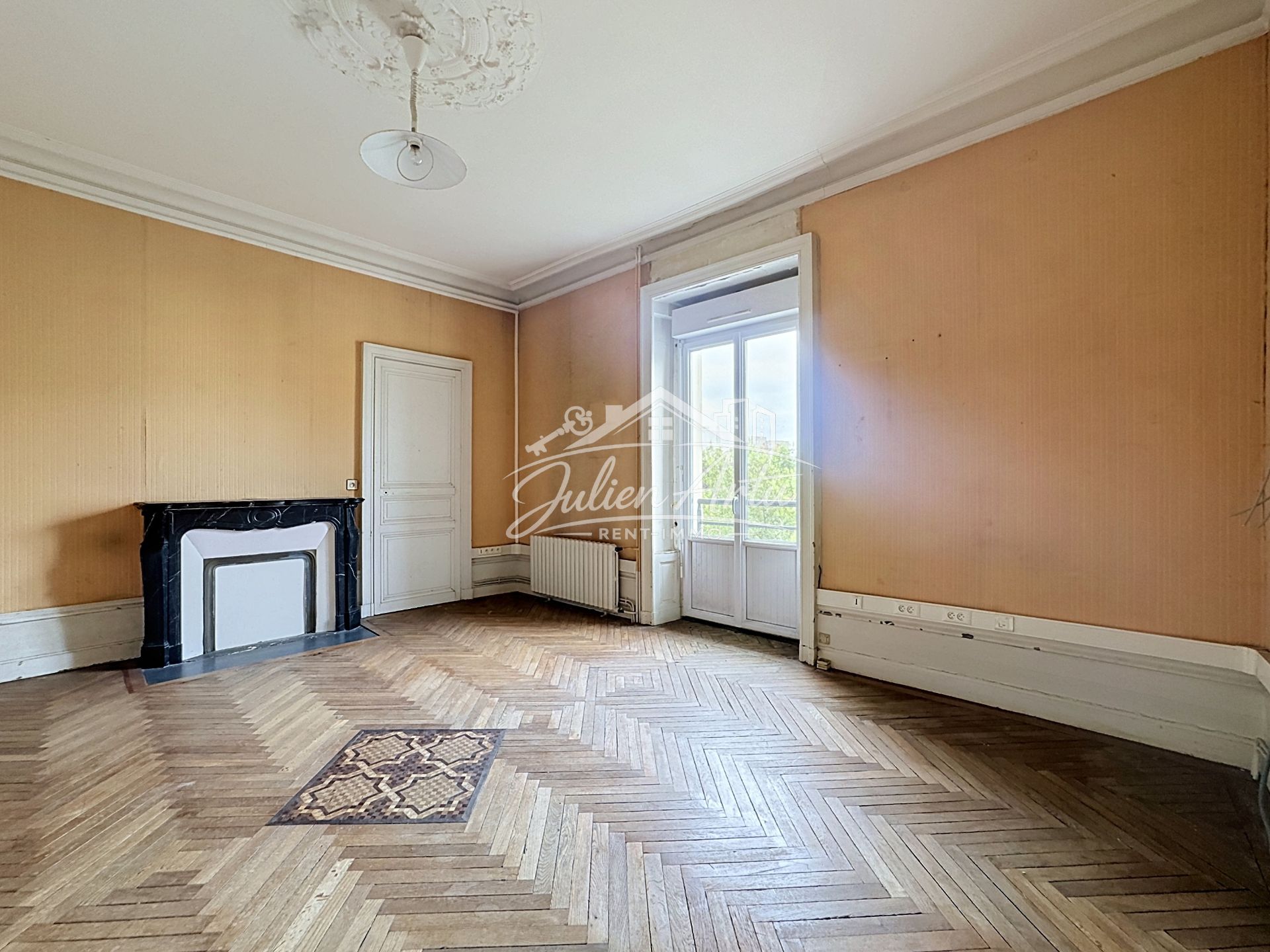 Maison ancienne de 275m2 à rénover