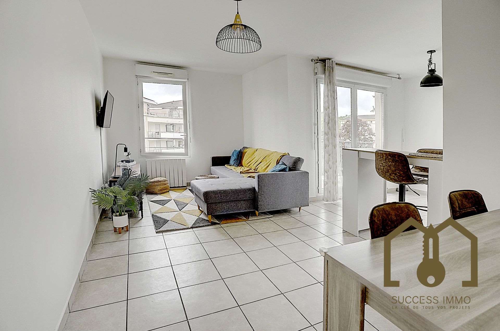 Appartement T4 76,18m² Vaulx-en-Velin Village balcon+garage