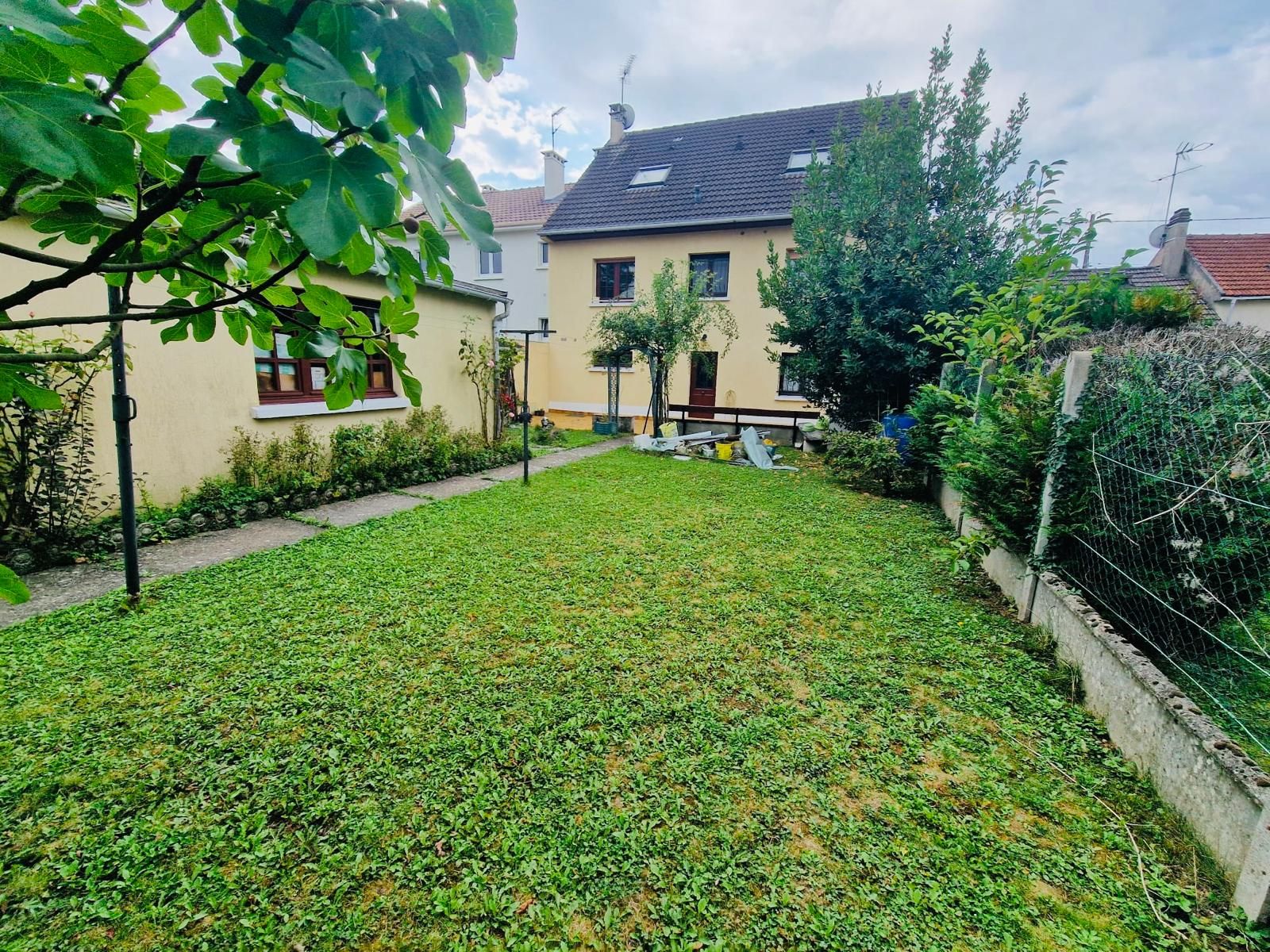MAISON FAMILIALE 8P