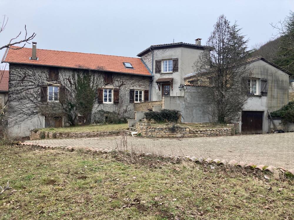 Propriéte sur 3,65ha avec boxes, idéal chevaux