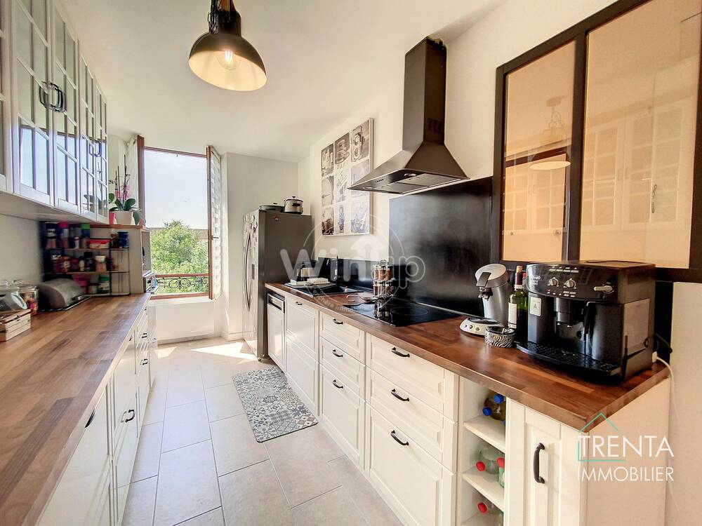 Appartement rénové cœur de ville