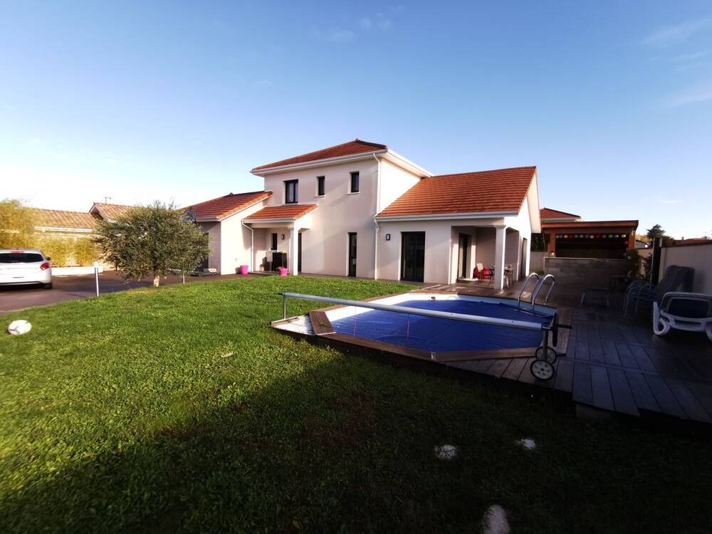 COUP DE COEUR POUR CETTE SUPERBE VILLA RECENTE DE 150M²