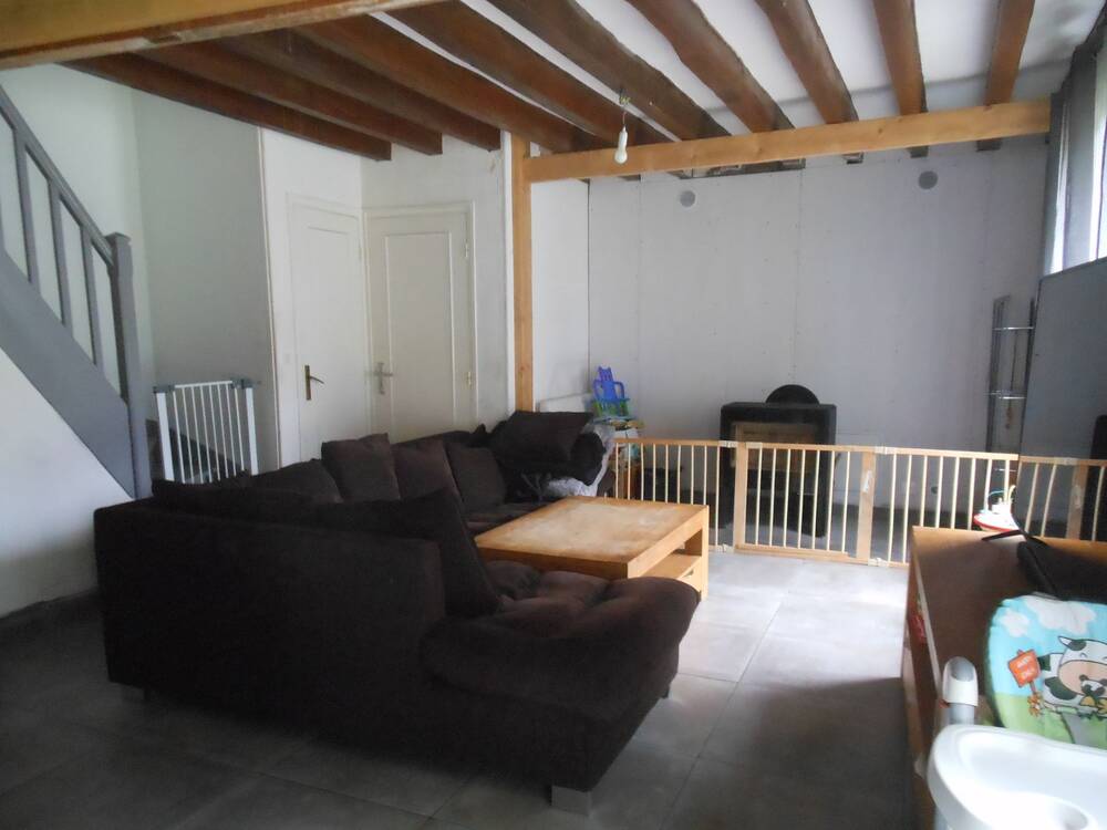 Maison, 4 chambres, garage-double, sur 2868m² de terrain