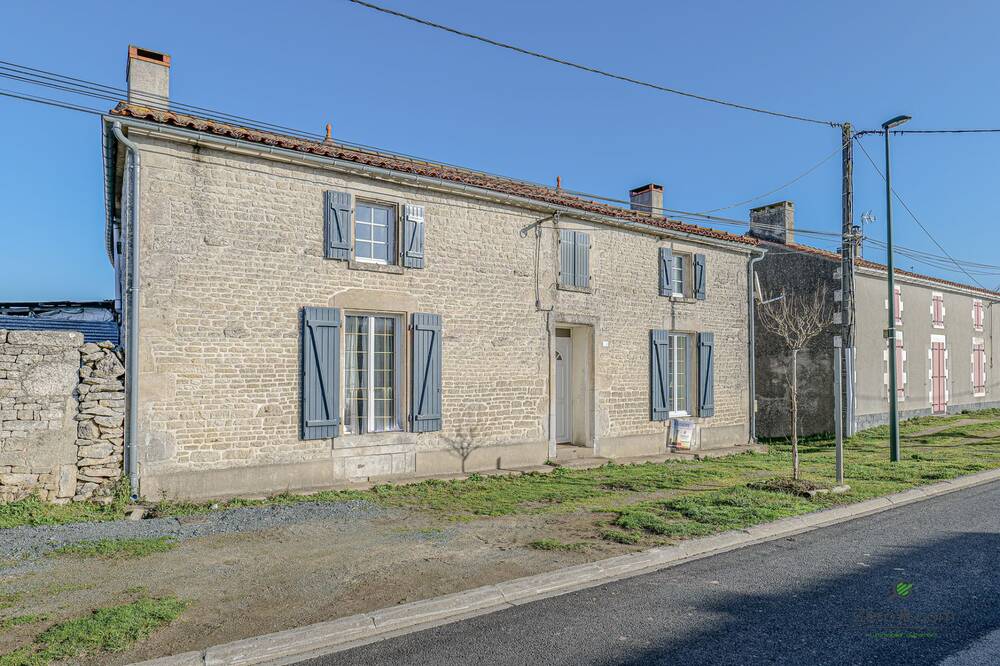 Maison en pierres de 210 m²