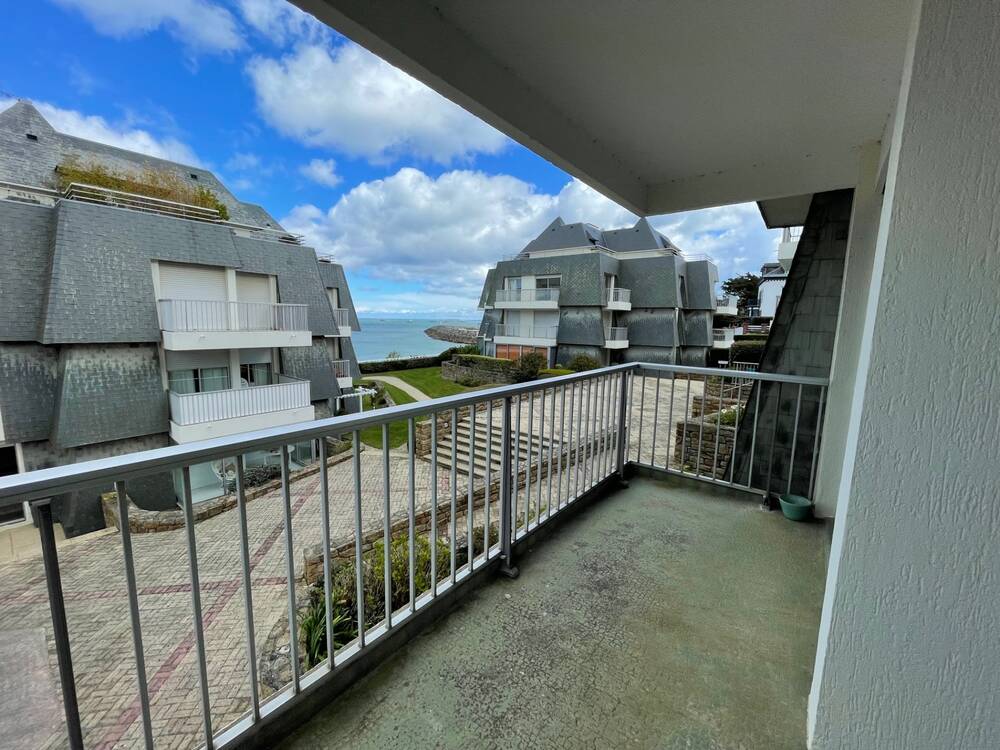 SAINT QUAY PORTRIEUX : A VENDRE APPARTEMENT T2 VUE MER !
