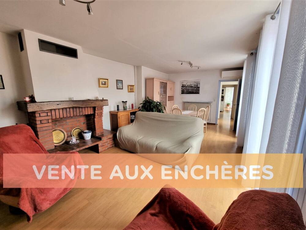 Maison de bourg de 204m², avec terrain et garage
