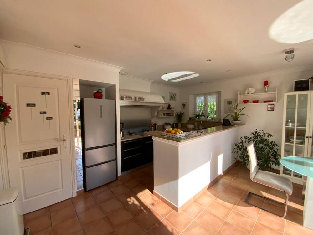 Villa 4 pièces 118 m2 à 5 mn de la Plage et du Centre