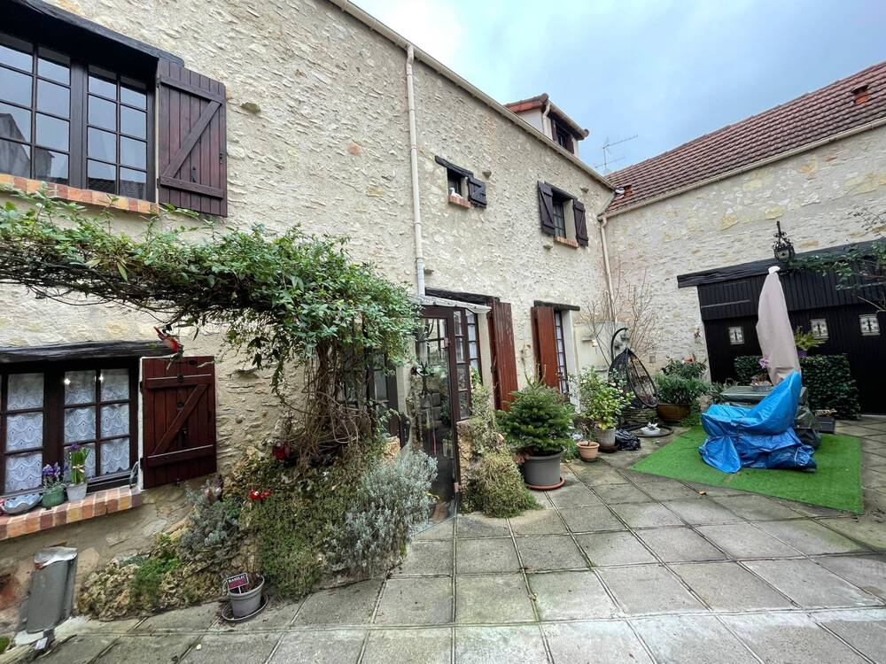 Maison + 4 appartements