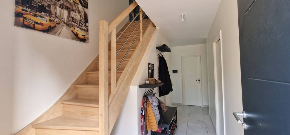 MAISON FAMILIALE RECENTE