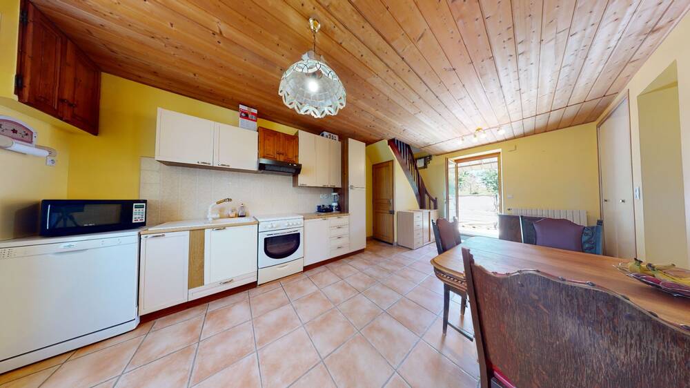 VENTE : maison T7 (191 m²) à CHALLONGES