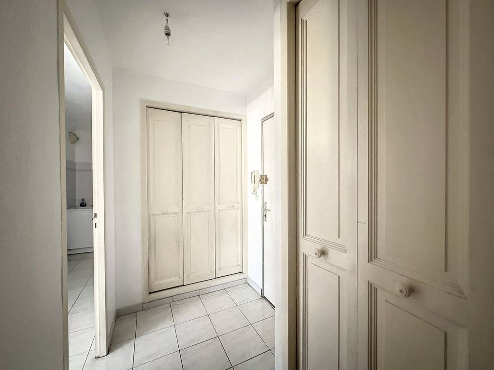 APPARTEMENT DE TYPE 2 - NÎMES