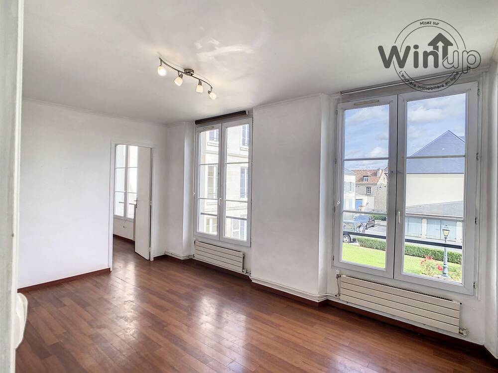 VENTE INTERRACTIVE d'un appartement F3 à CREPY EN VALOIS