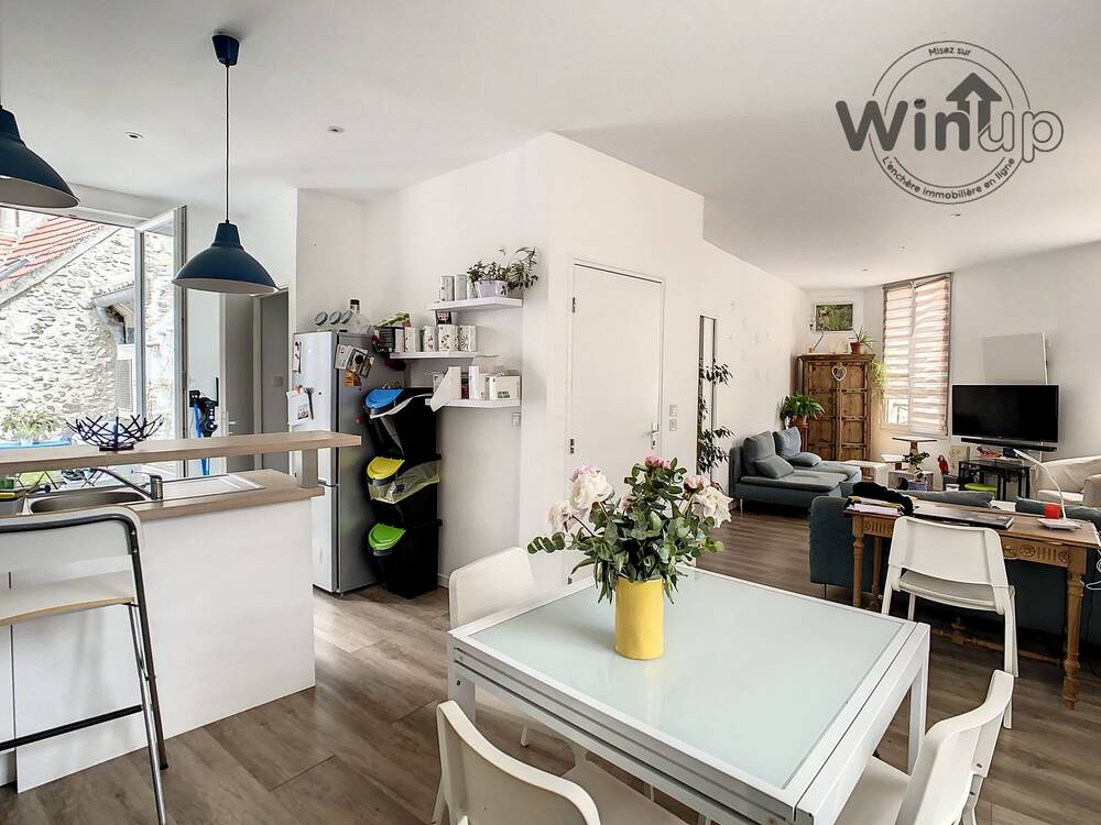Immeuble de 186m², centre historique