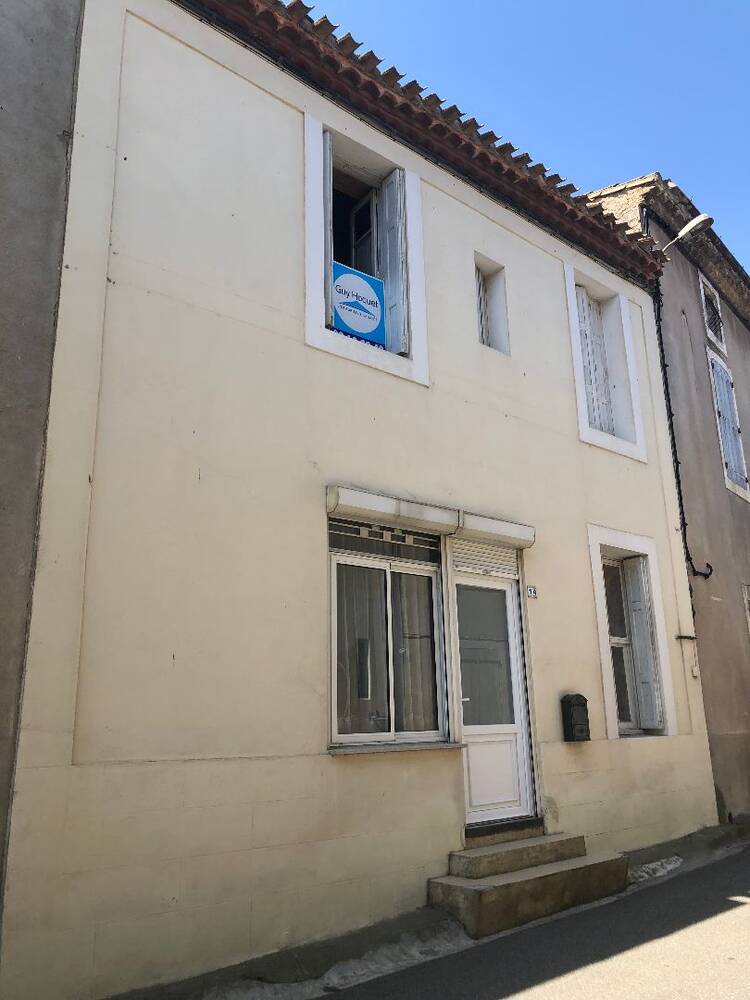 EST CARCASSONNE maison de village 120 m² habitables.