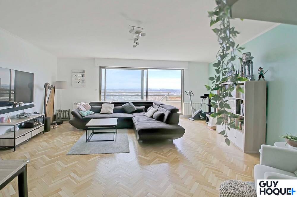 Dernier étage - 3 pièces - 94m²