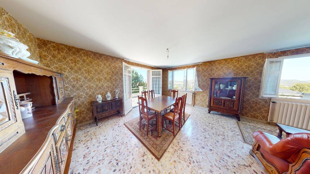 MAISON FAMILIALE À 15 MINUTES DE VOIRON