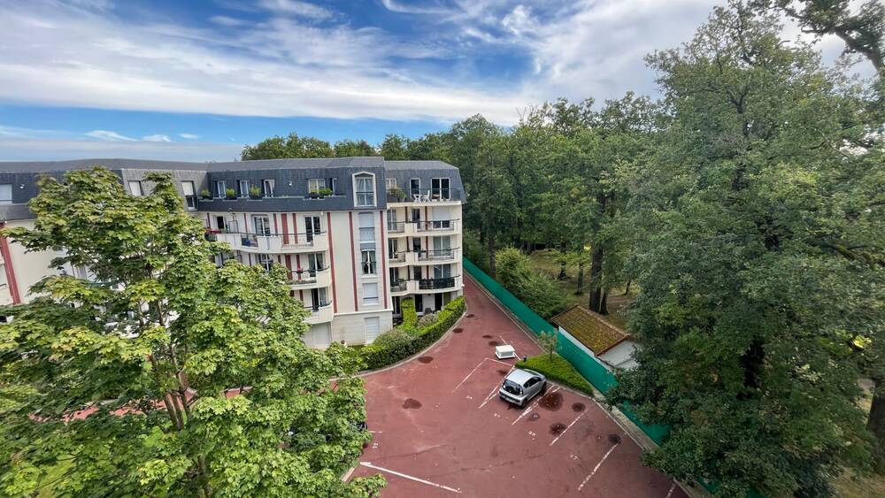 Appartement 2 pièces en centre ville du Plessis Trévise