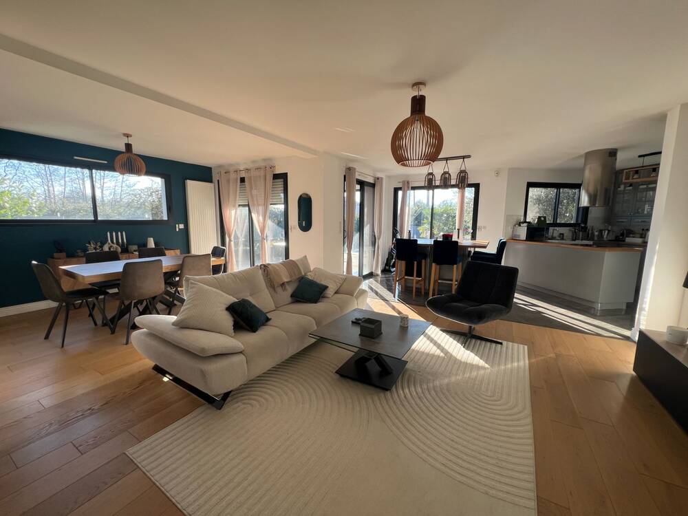 Jolie maison contemporaine à Sautron