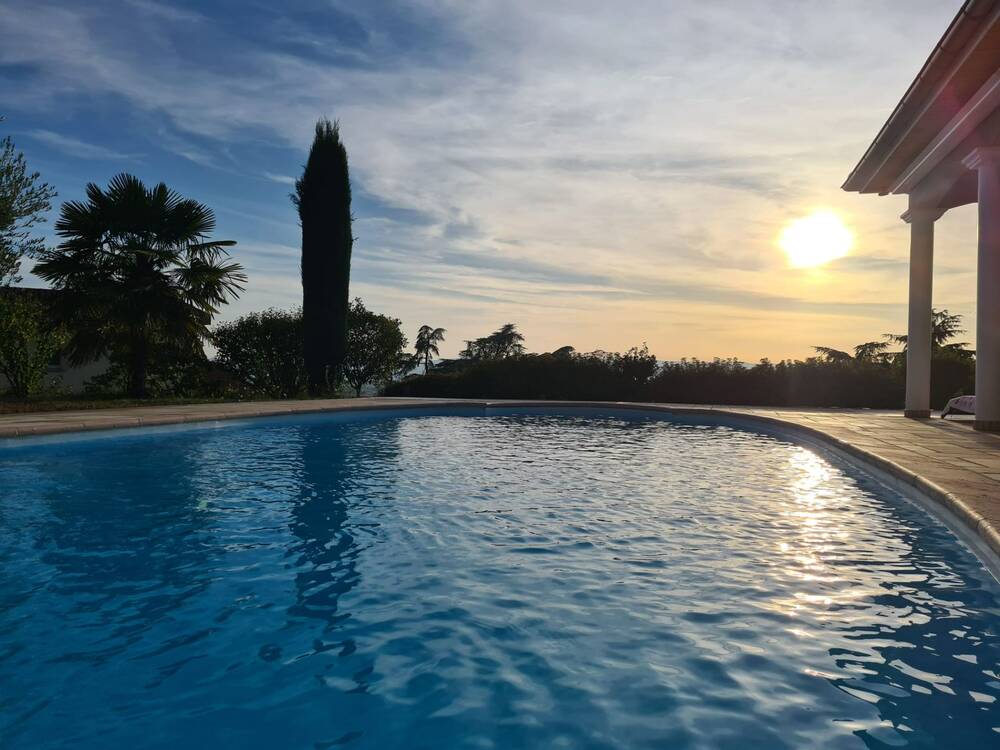À VENDRE, Magnifique Villa Haut de Gamme à Saint-Bonnet-les-Oules