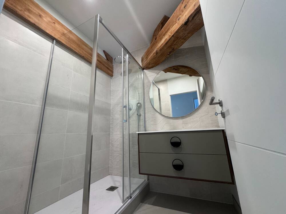 Appartement 4 pièces proche Quai de 101m2 avec 7 m2 de loggia