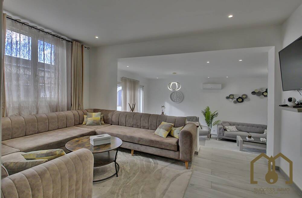 Maison T4 98m² grand jardin Vaulx-en-Velin