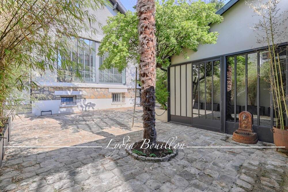 Maison à Montrouge 6 pièces 3-4 chambres avec un extérieur de 123 m2
