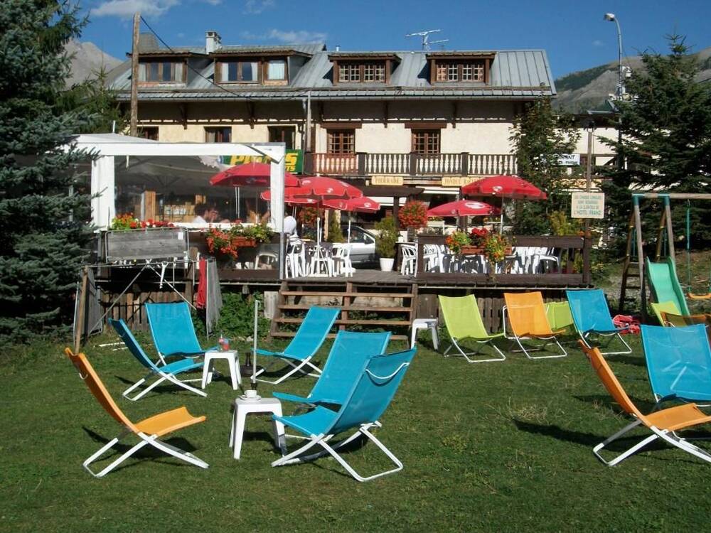 HOTEL RESTAURANT