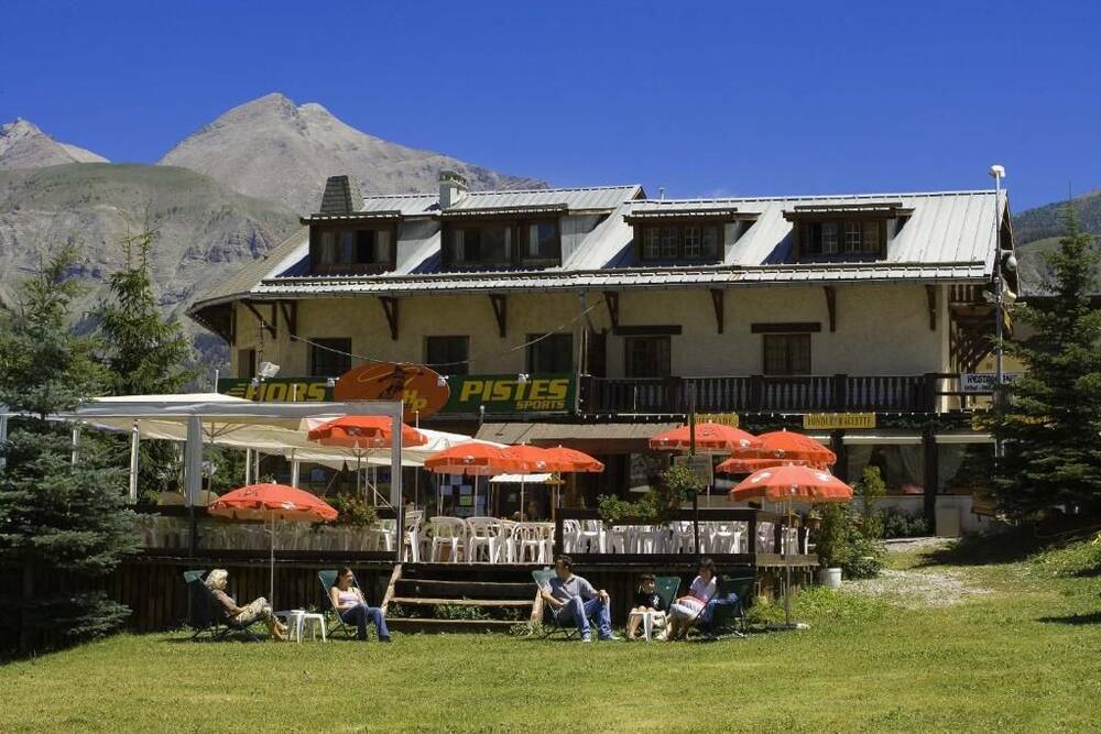HOTEL RESTAURANT