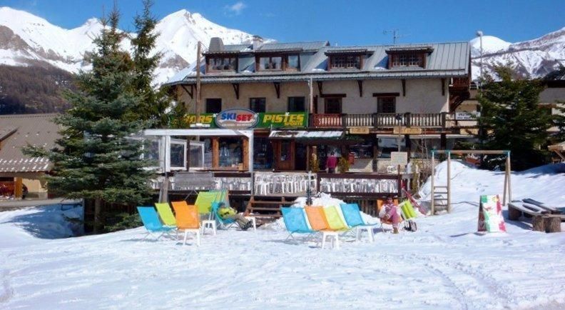 HOTEL RESTAURANT
