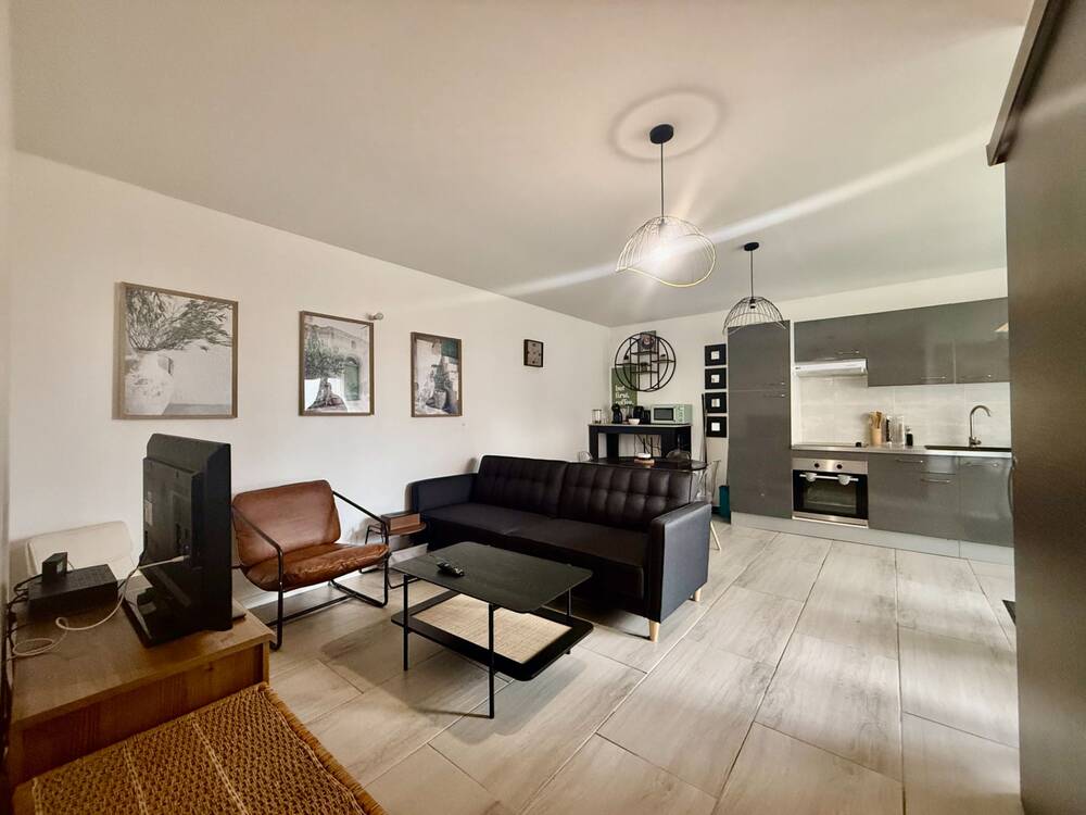 Appartement vendu entièrement aménagé et équipé