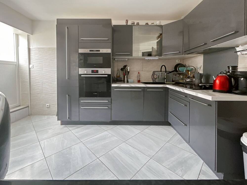 Maison Vitry Sur Seine - Vitry sud - 8 pièces 164,67m2