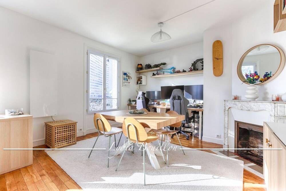 Appartement de charme 3-4 pièces Courbevoie 4ème étage