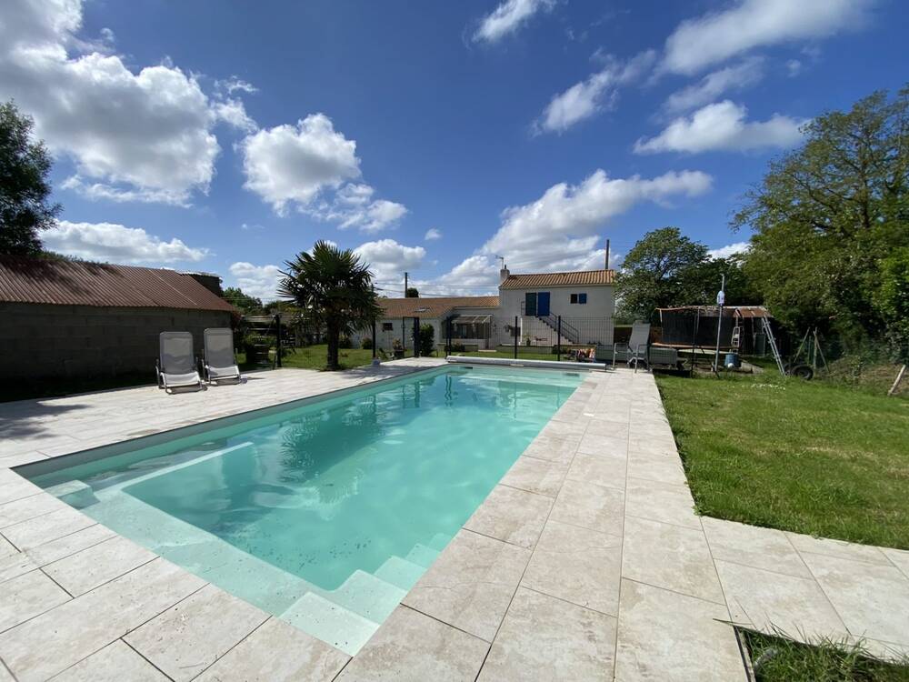 Maison de caractère avec piscine - Saint Christophe Du Ligneron