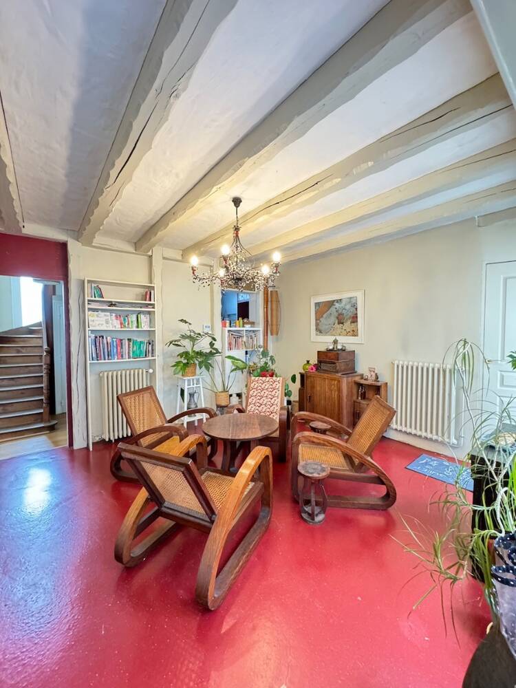 Maison Ancienne T9 coeur de Vouvray