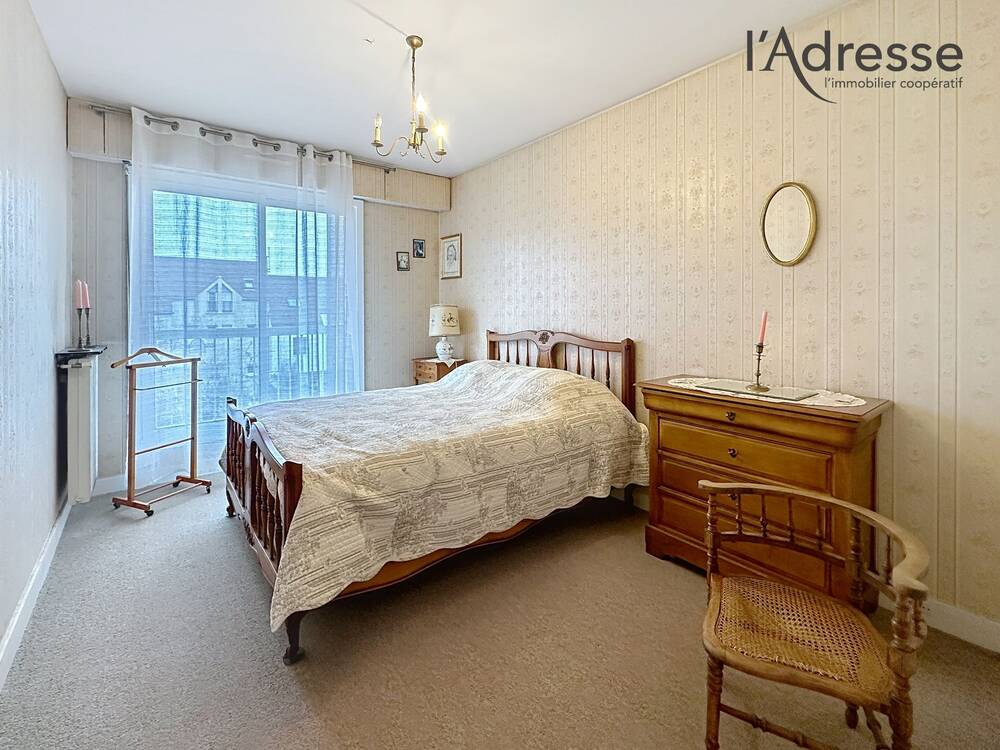 Rueil Malmaison Mont Valerien - 3/4P de 78m² avec balcons, cave et parking