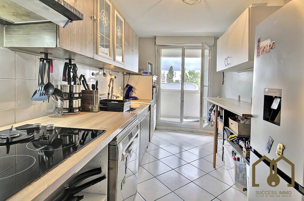 Appartement T4 91m² possibilité T5 Vaulx-Centre