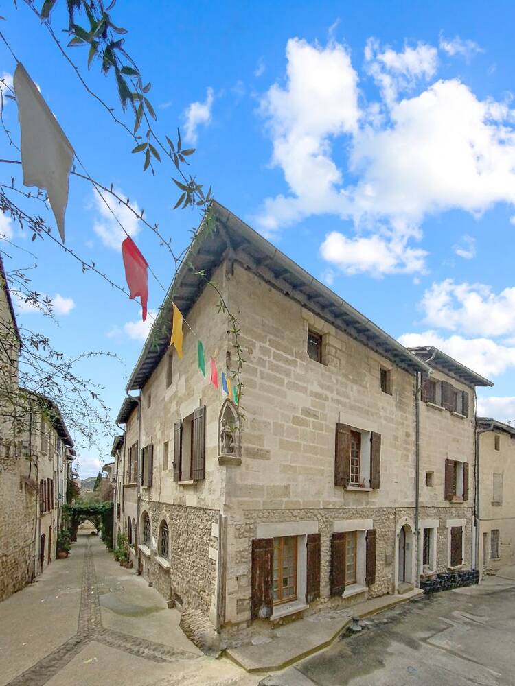 Centre historique Villeneuve-les-Avignon Duplex 85 m²
