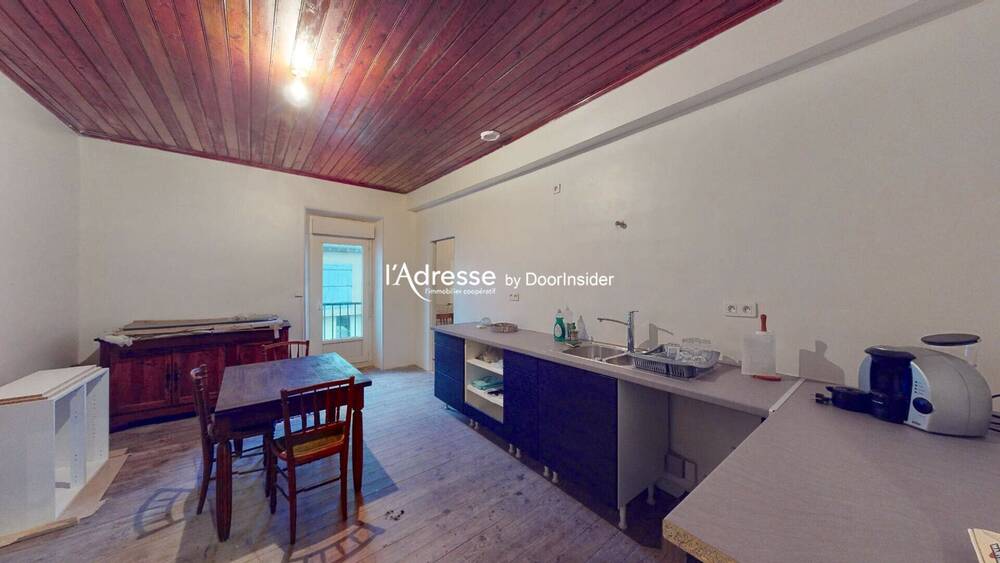 Appartement et local commercial SALSIGNE 6 pièces
