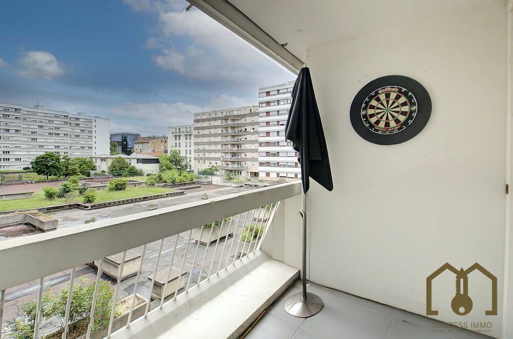 Appartement T5 95 m² Lyon 3ème balcon + garage